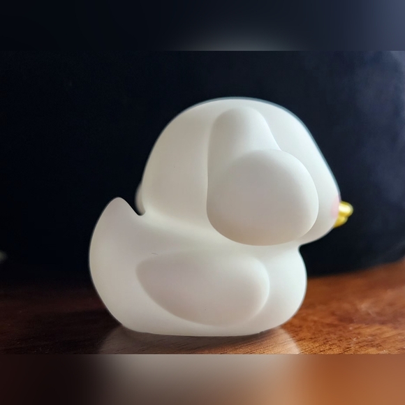 Sanrio Hello Kitty & Friends Cinnamonroll Rubber Duck - Picture 2 of 4